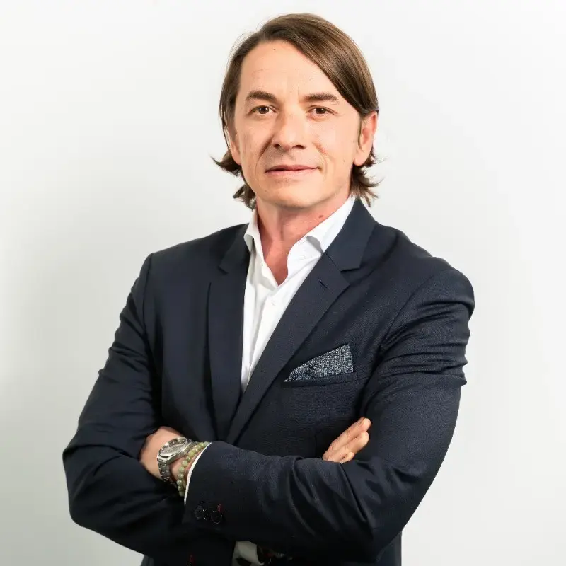 Fond croat de investiții preia liderul pieței de securitate și sănătate în muncă din România