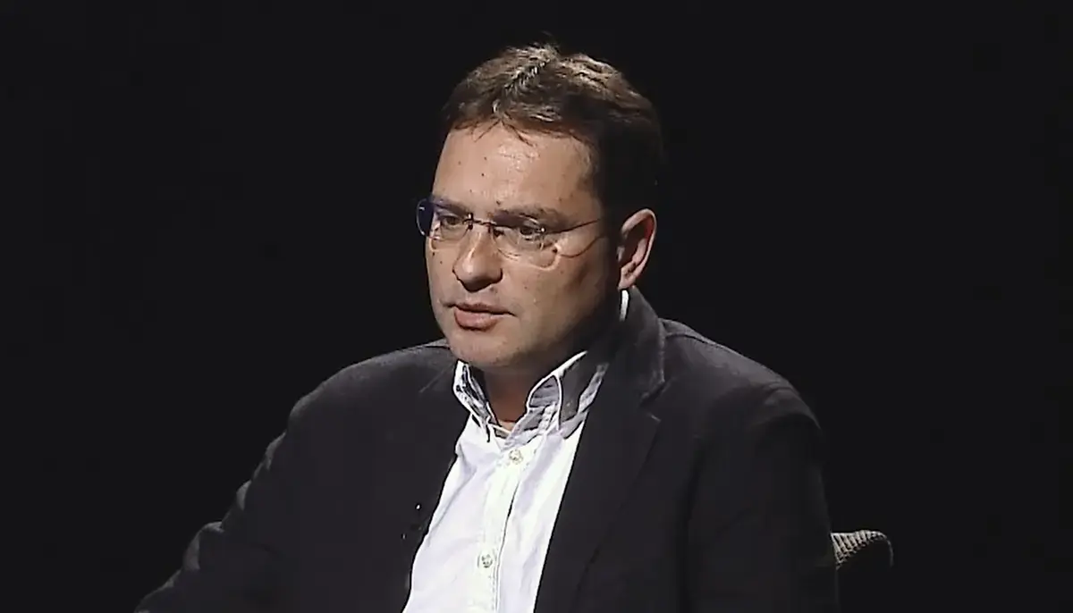 Vară liniștită: Fără taxe noi din cauza crizei politice